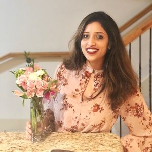 Meet your Posher, Harika